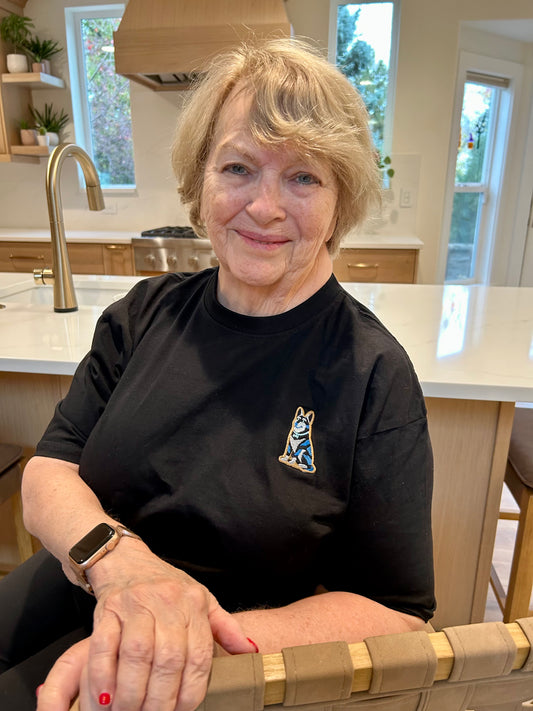 Remy Knows Things Embroidered Tee